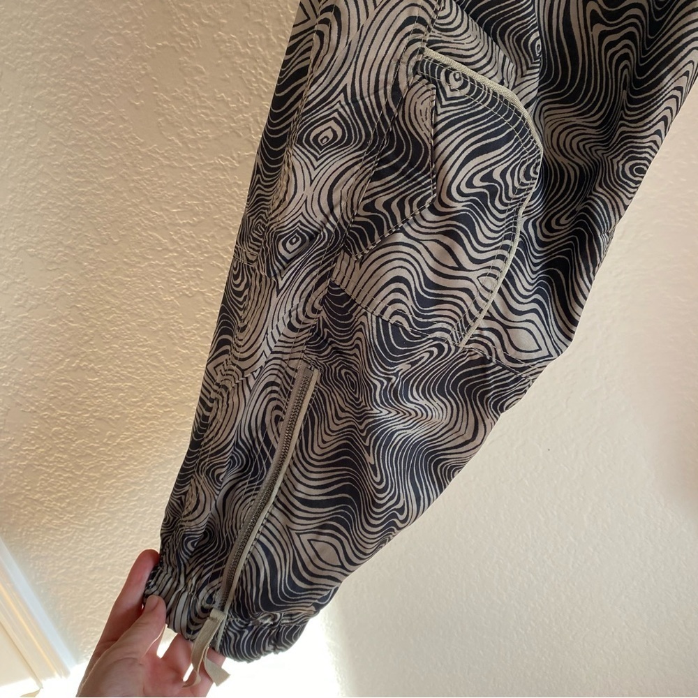 Free People Movement Women's Spring Trekker Printed Pants - Picture 5 of 11